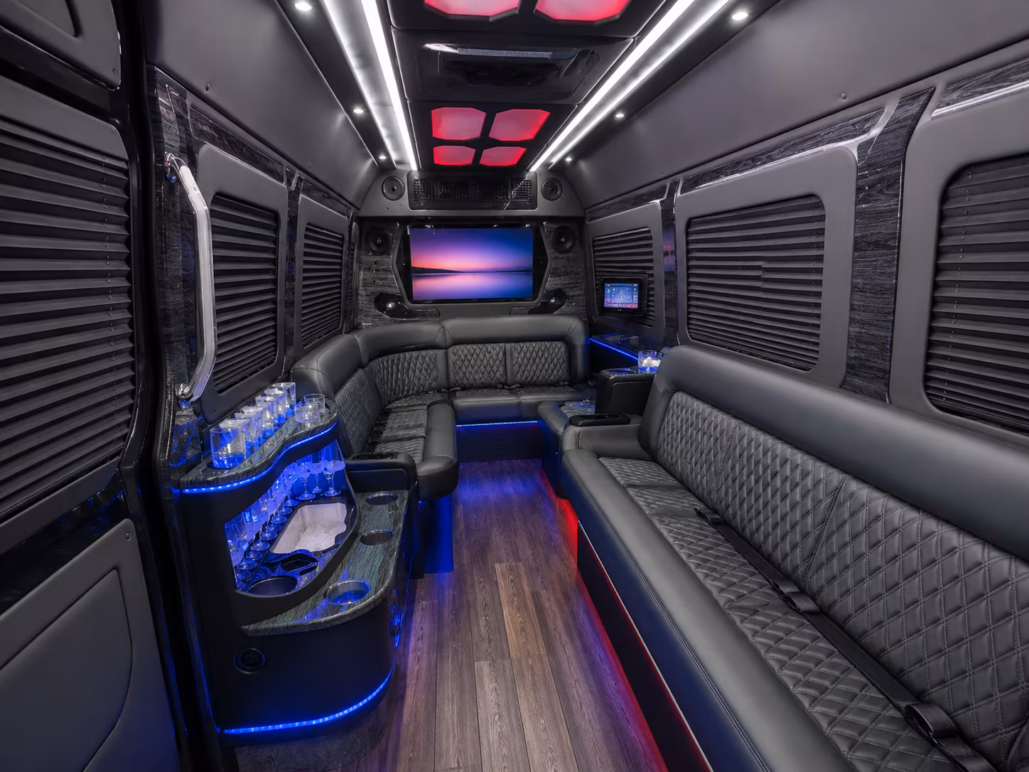 bus rental options for kirkland trips