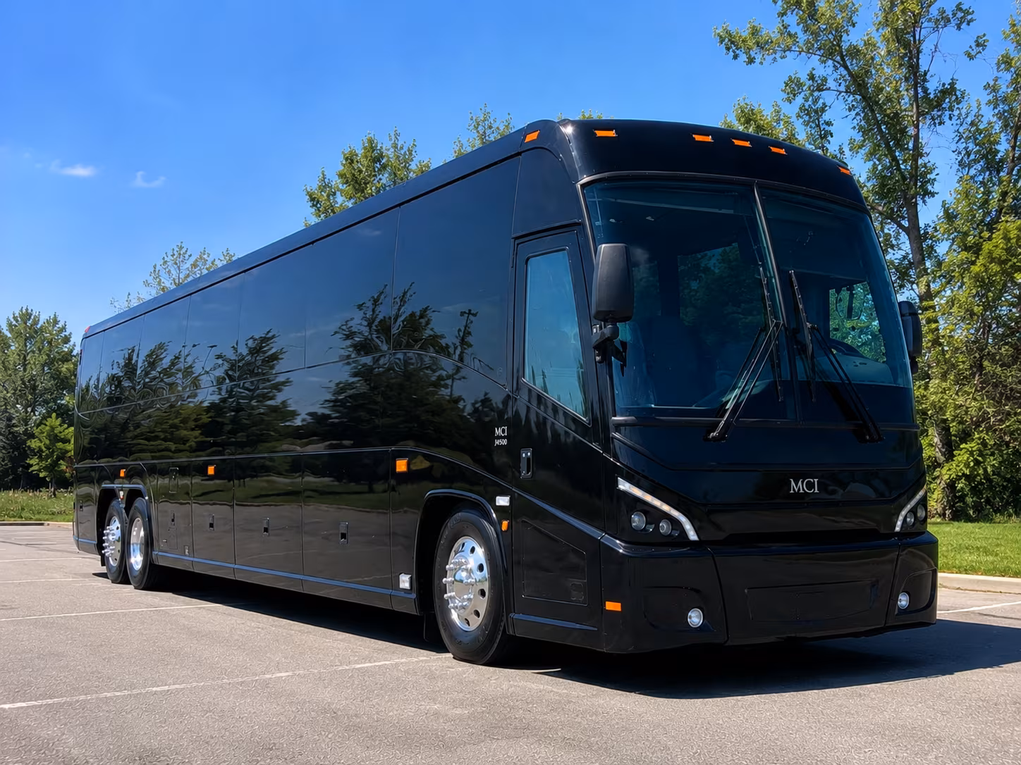 buses to everett silvertips games at angel of the winds arena