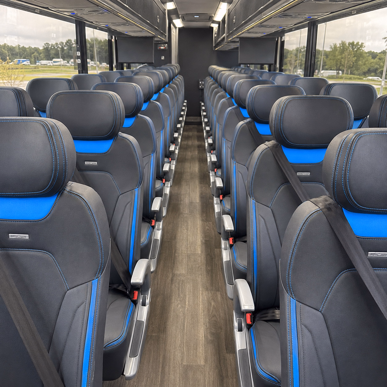 charter buses for kirkland area federal agency teams