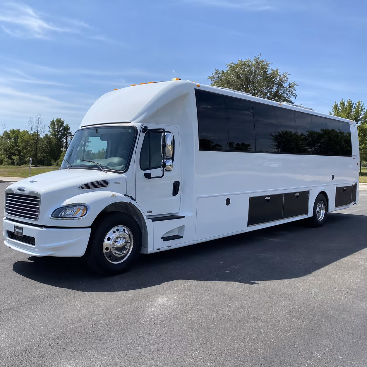 kirkland 40 passenger party bus