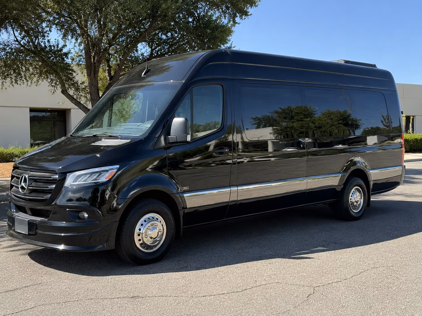 kirkland airport transportation onboard seating