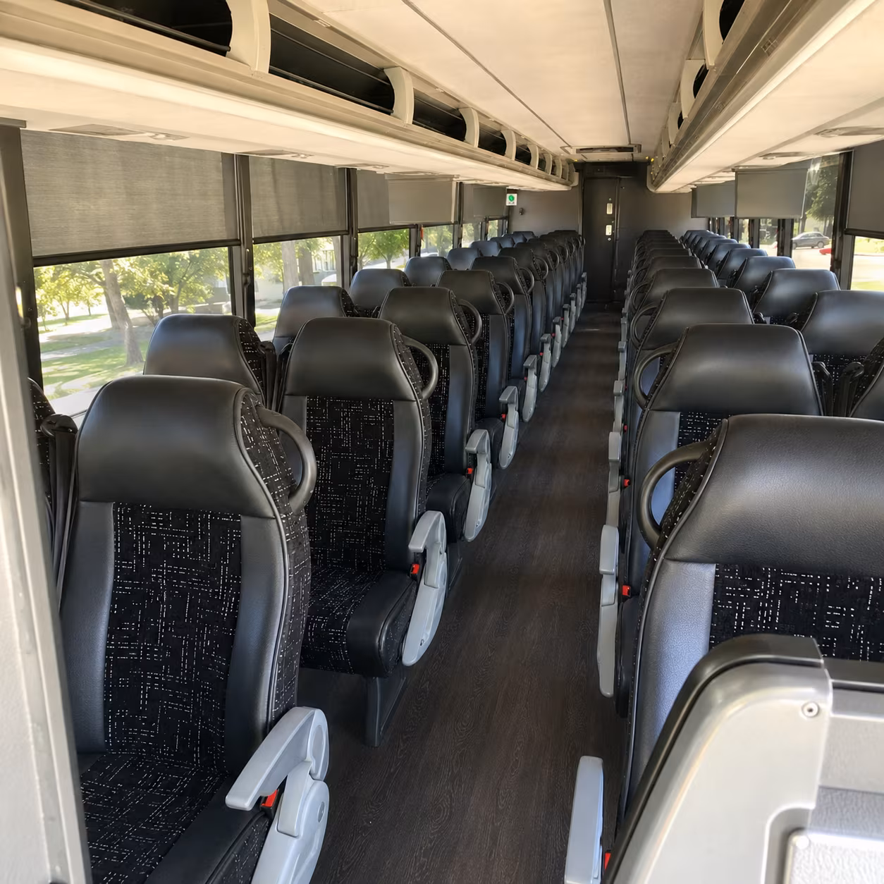 kirkland charter bus trips over the cascades to leavenworth and wenatchee