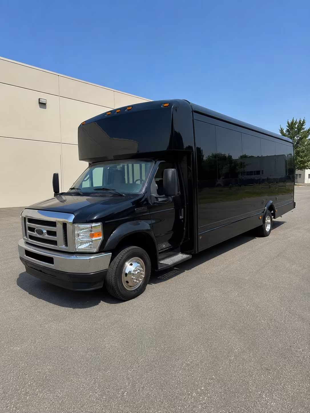 kirkland wedding party bus rental