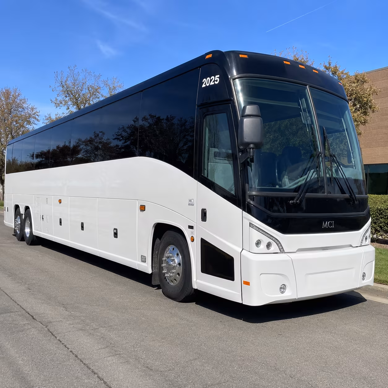 prom and school event buses for kirkland area students