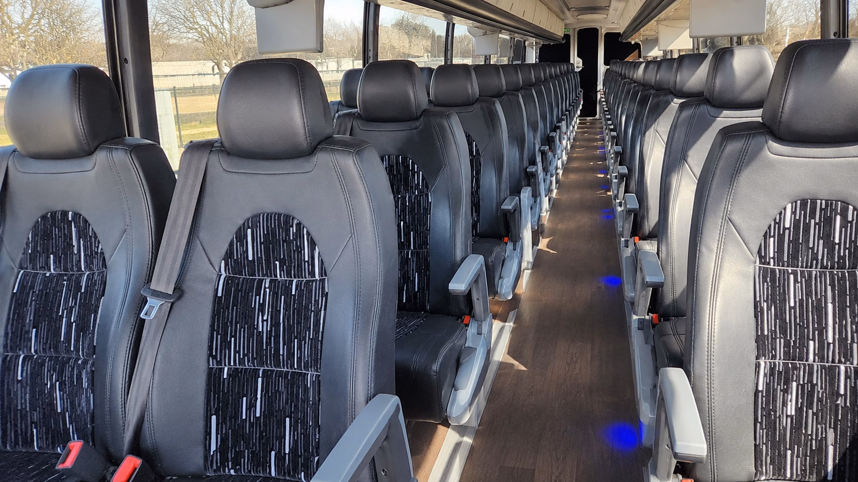 wine festival shuttle buses for passport to woodinville and seasonal events